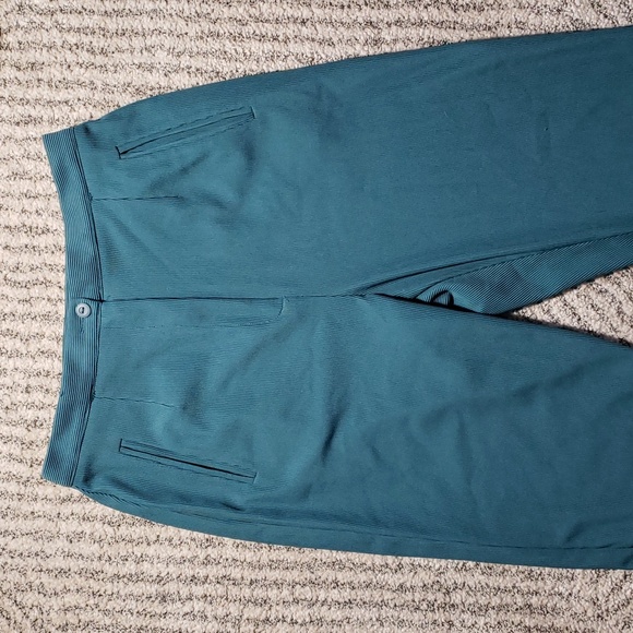 Vintage Leisure Ankle Pants - Picture 2 of 4